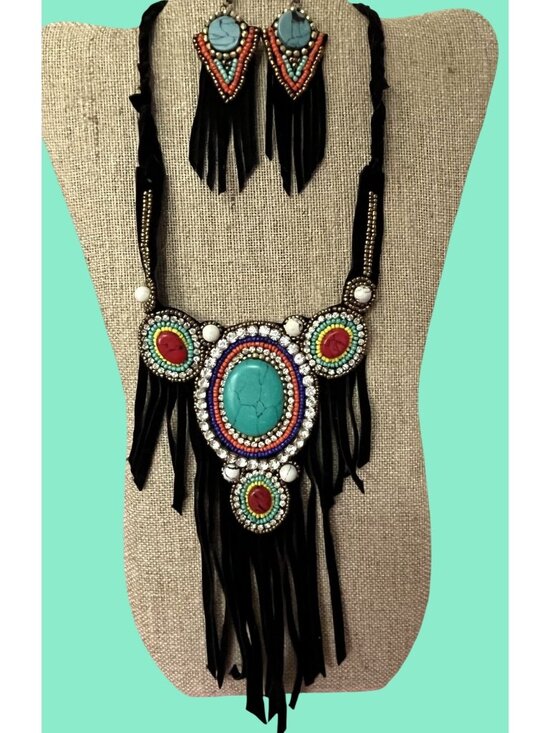 Unbranded Jewelry - Bohemian Beaded Necklace & Earrings Set With Turquoise & Red Stones